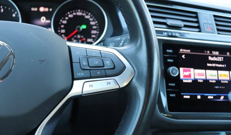 VOLKSWAGEN TIGUAN 2.0 TDI DSG 4X4, KAMERA COFANIA, 1 WŁAŚCICIEL, SERWISOWANY, GWARANCJA full
