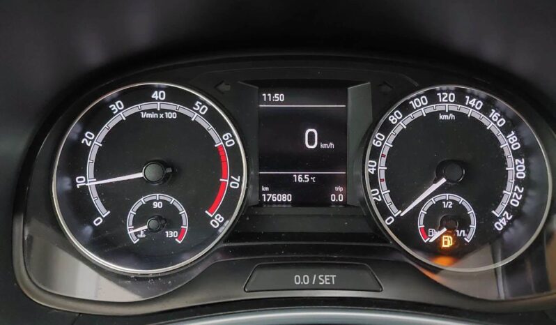 Skoda Fabia 1.0 MPI full