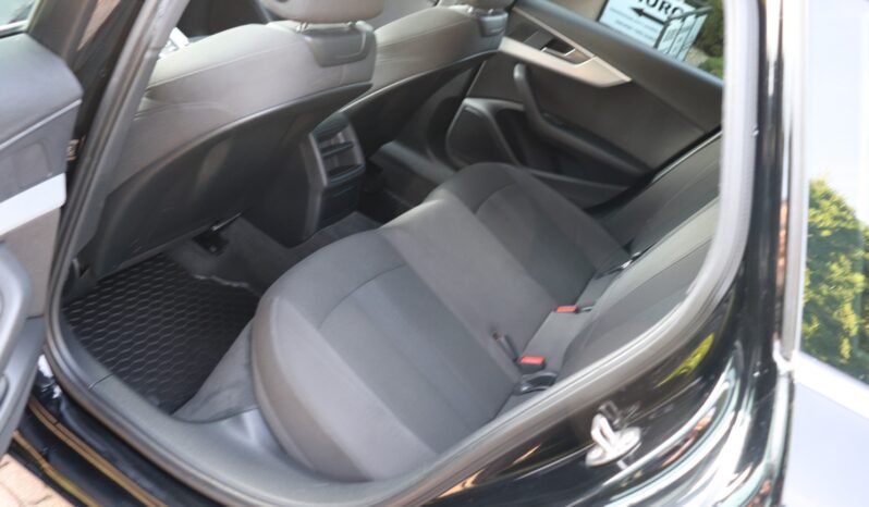 AUDI A4 AVANT 2.0 TDI, SERWISOWANY, GWARANCJA full