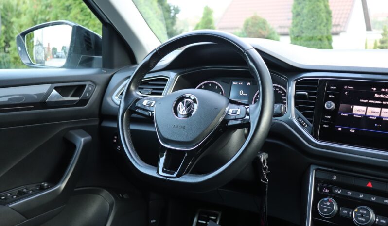 VOLKSWAGEN T-ROC 1.0 TSI, NISKI PRZEBIEG, BOGATE WYPOSAŻENIE, SERWISOWANY, GWARANCJA full
