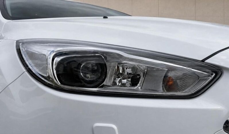 Ford Focus 1.0 EcoBoost Titanium full