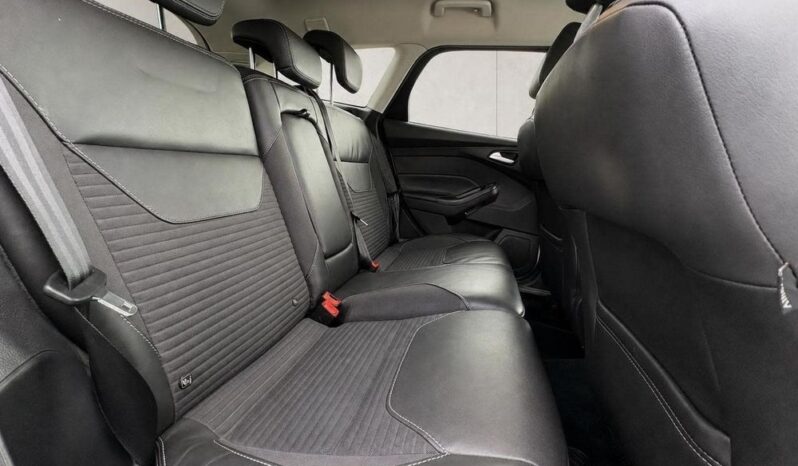 Ford Focus 1.0 EcoBoost Titanium full