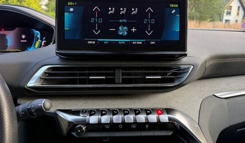 Peugeot 3008 225 e-EAT8 GT full