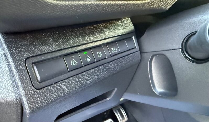 Peugeot 3008 225 e-EAT8 GT full