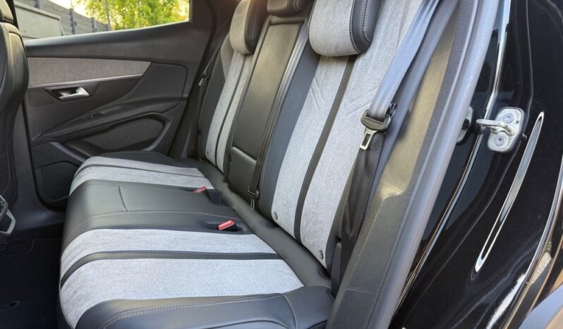 Peugeot 3008 225 e-EAT8 GT full