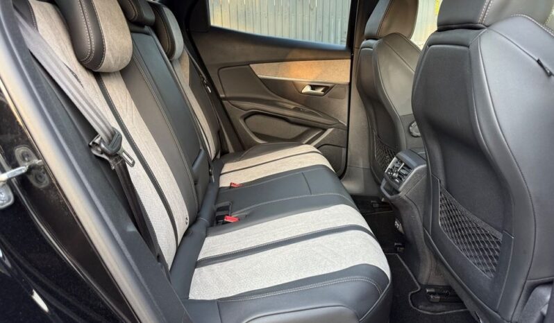 Peugeot 3008 225 e-EAT8 GT full