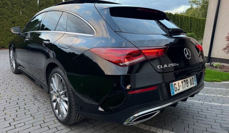 Mercedes-Benz CLA 250 e 8G-DCT AMG Line full