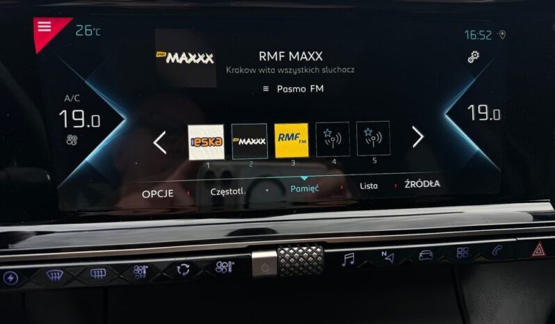 DS Automobiles DS 7 Crossback full