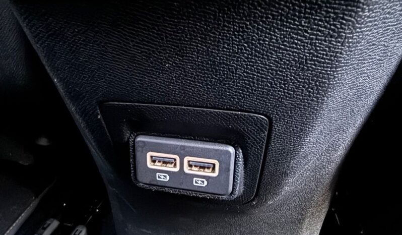 Peugeot 3008 full