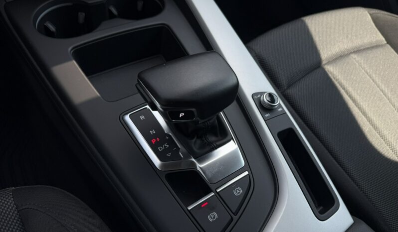 Audi A4 Avant  FAKTURA VAT 23% samochód krajowy pierwszy właściciel automat B9 (2015-) full