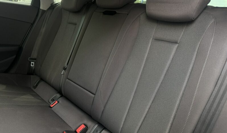 Audi A4 Avant  FAKTURA VAT 23% samochód krajowy pierwszy właściciel automat B9 (2015-) full