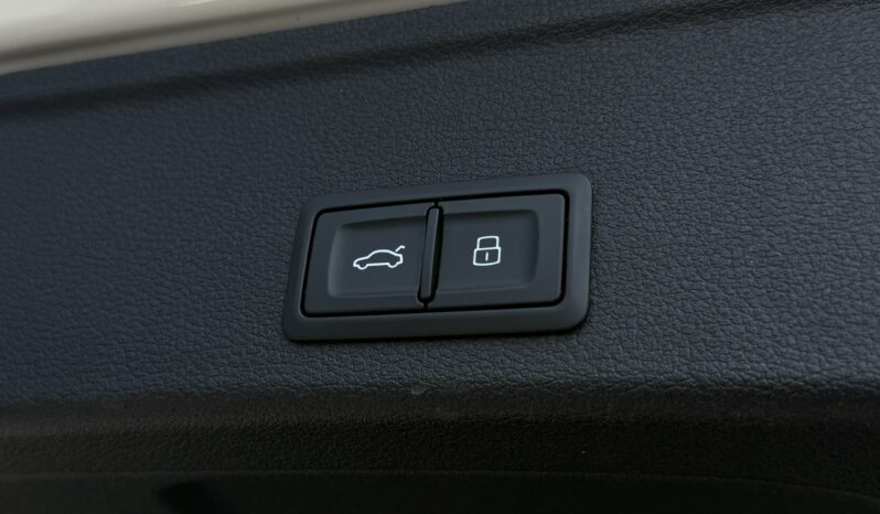 Audi A4 Avant  FAKTURA VAT 23% samochód krajowy pierwszy właściciel automat B9 (2015-) full