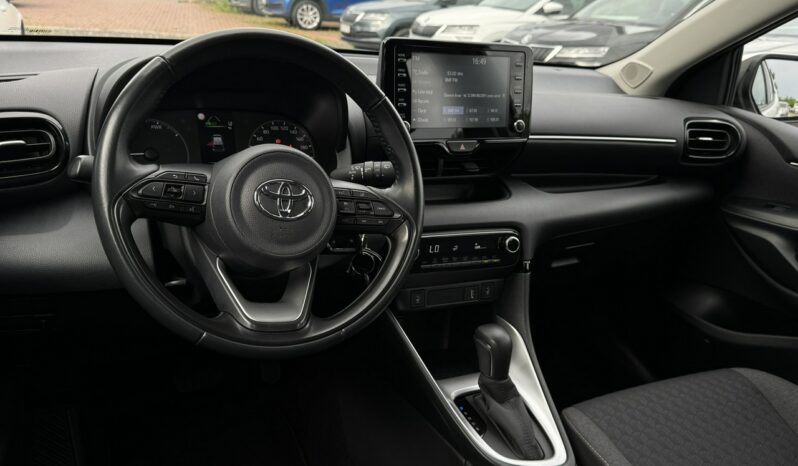 Toyota Yaris Salon Polska Poleasingowy Serwis ASO VAT 23% Bezwypadkowy I właściciel IV (2020-) full