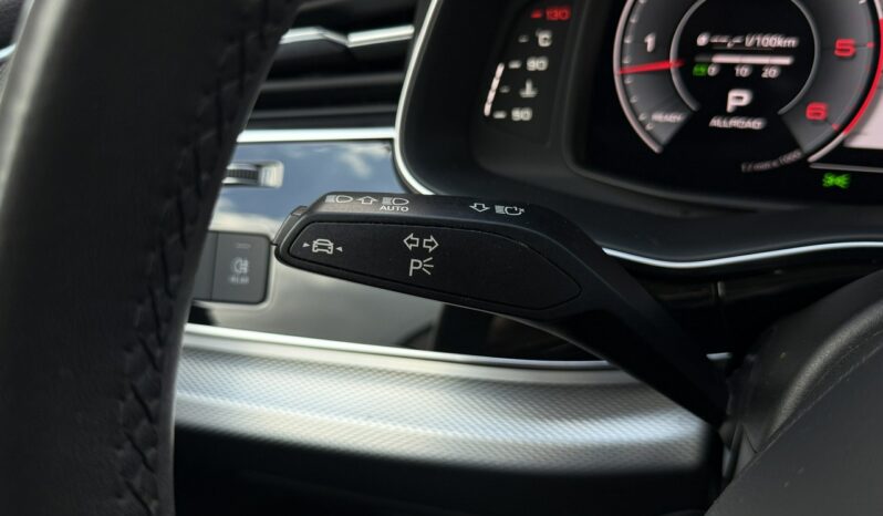 Audi Q8 FAKTURA VAT23/krajowy /os skrętna domyk full