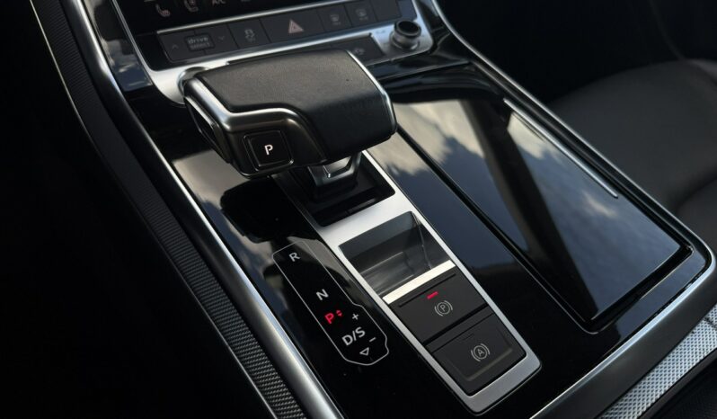Audi Q8 FAKTURA VAT23/krajowy /os skrętna domyk full