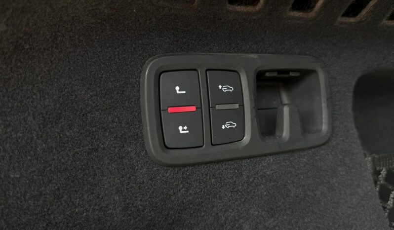 Audi Q8 FAKTURA VAT23/krajowy /os skrętna domyk full