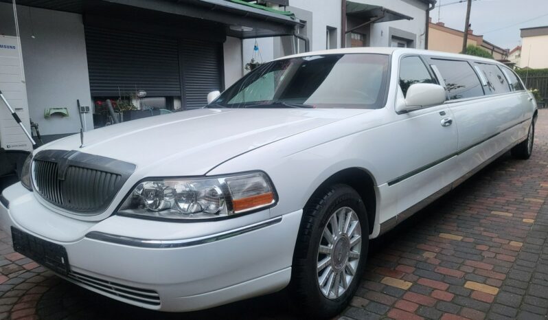Lincoln Town Car 4,6 223 KM 9 Osób Max Długi Vat 23% Zapraszamy !!! III (1998-2011) full
