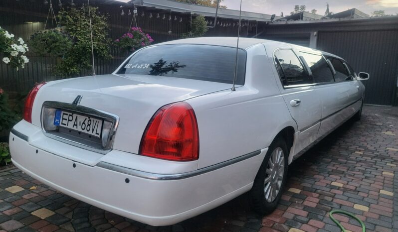 Lincoln Town Car 4,6 223 KM 9 Osób Max Długi Vat 23% Zapraszamy !!! III (1998-2011) full