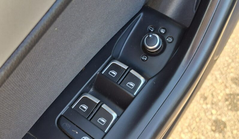 Audi Q3 Klimatronic 2-stref, Podgrz. fotele, CarPlay/AndroidAuto, 2 kpl. kół I (2011-2018) full