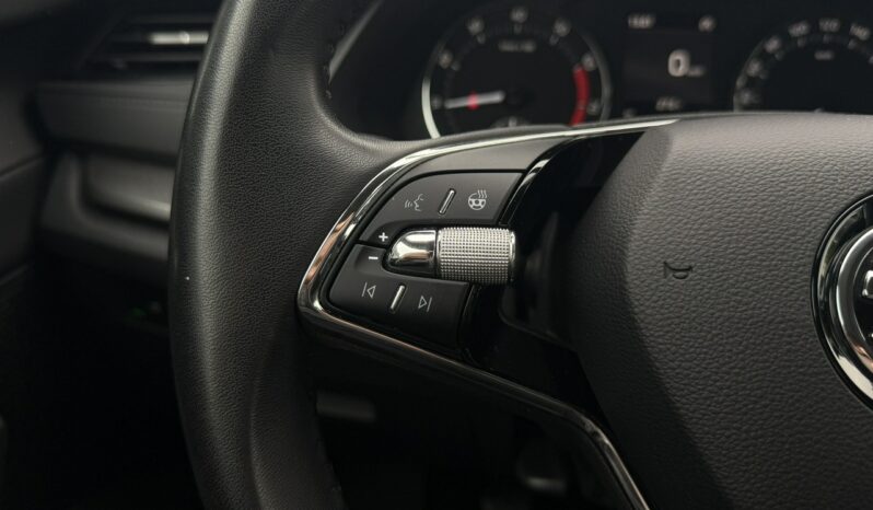 Škoda Octavia Salon Polska Poleasingowy I właściciel Serwis ASO VAT 23% Bezwypadkowy IV (2020-) full