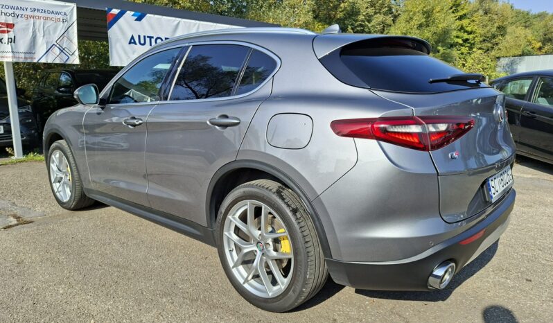 Alfa Romeo Stelvio Klimatronic 2-stref, Podgrz. fotele + kierownica, PL Salon, PDC 2x full