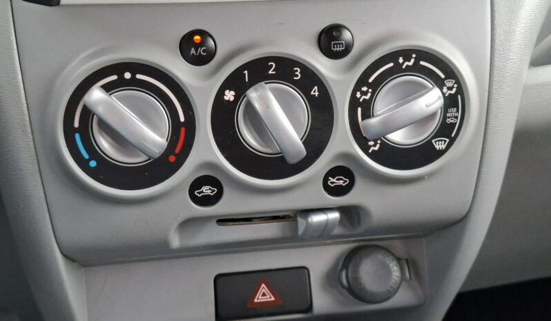 Suzuki Alto Klimatyzacja, Elektryczne szyby, Wspomaganie, 2 kpl. opon VII (2009-) full