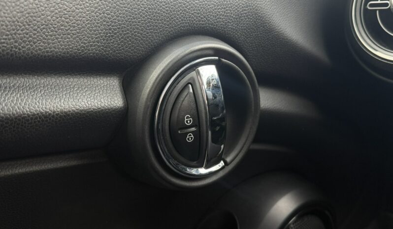 Mini ONE krajowy Polska Poleasingowy I właściciel VAT 23% Bezwypadkowy II (2006-) full