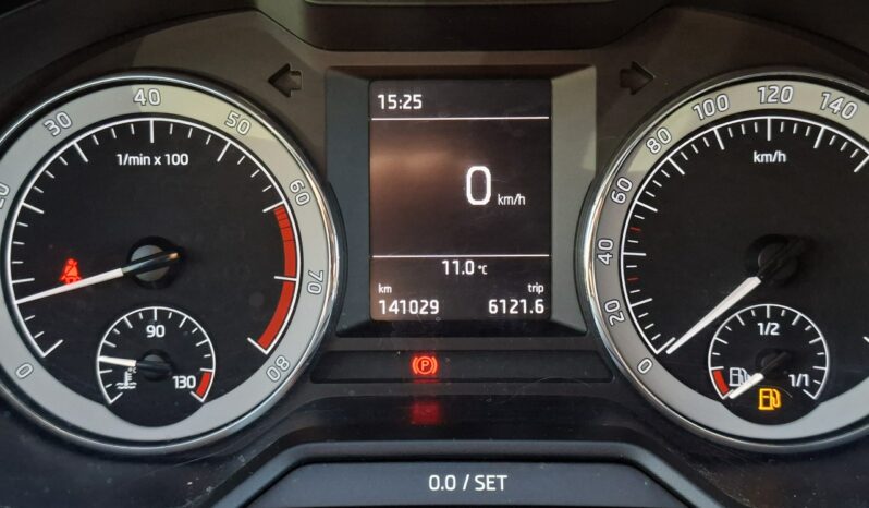 Škoda Octavia Klimatronic 2-stref, Podgrz. fotele, Hak, LED, PDC 2x, CarPlay III (2013-) full