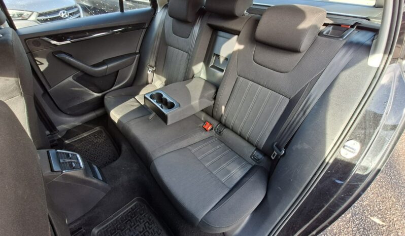 Škoda Octavia Klimatronic 2-stref, Podgrz. fotele, Hak, LED, PDC 2x, CarPlay III (2013-) full
