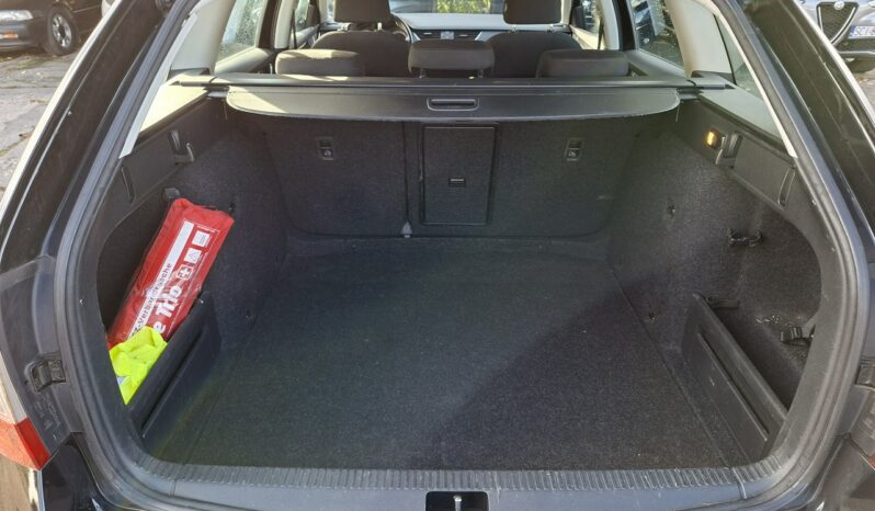 Škoda Octavia Klimatronic 2-stref, Podgrz. fotele, Hak, LED, PDC 2x, CarPlay III (2013-) full