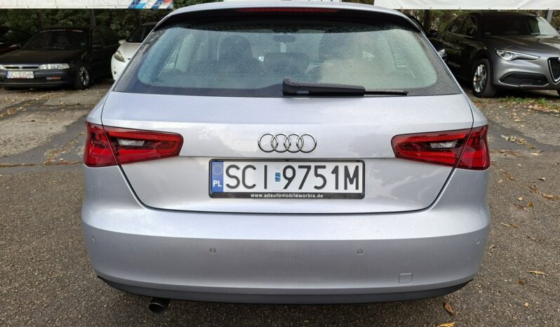 Audi A3 3-drzwiowe Klimatronic 2-stref, Podgrz. fotele, Navi, PDC, Bi-Xenon, Hak 8V (2012-) full
