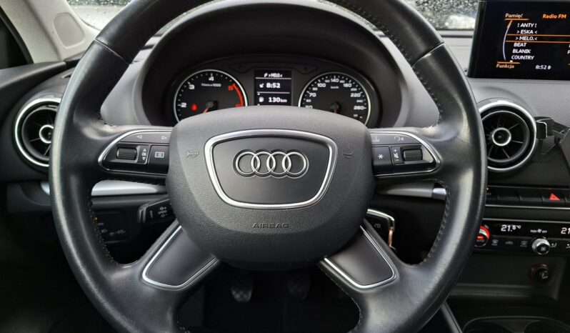 Audi A3 3-drzwiowe Klimatronic 2-stref, Podgrz. fotele, Navi, PDC, Bi-Xenon, Hak 8V (2012-) full