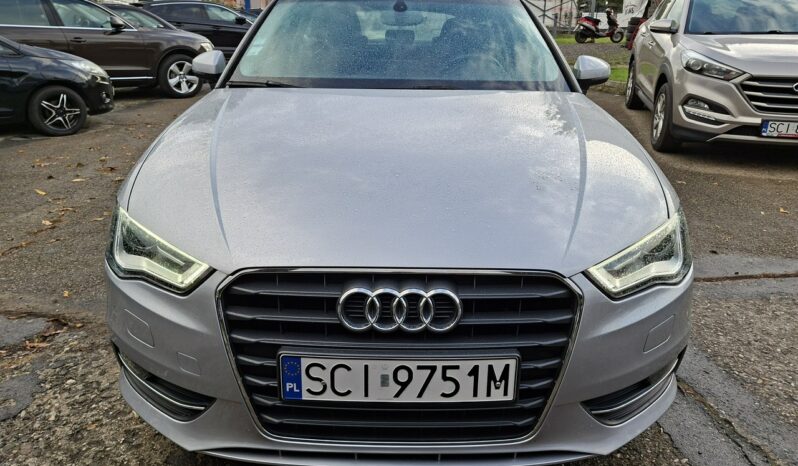 Audi A3 3-drzwiowe Klimatronic 2-stref, Podgrz. fotele, Navi, PDC, Bi-Xenon, Hak 8V (2012-) full
