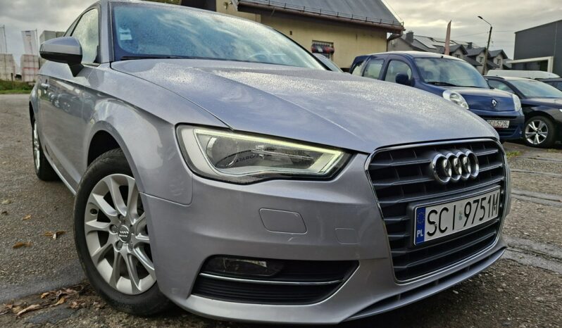 Audi A3 3-drzwiowe Klimatronic 2-stref, Podgrz. fotele, Navi, PDC, Bi-Xenon, Hak 8V (2012-) full