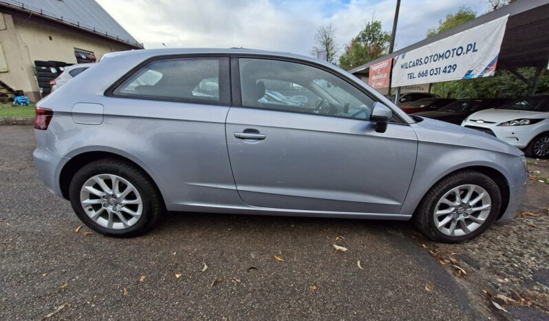 Audi A3 3-drzwiowe Klimatronic 2-stref, Podgrz. fotele, Navi, PDC, Bi-Xenon, Hak 8V (2012-) full