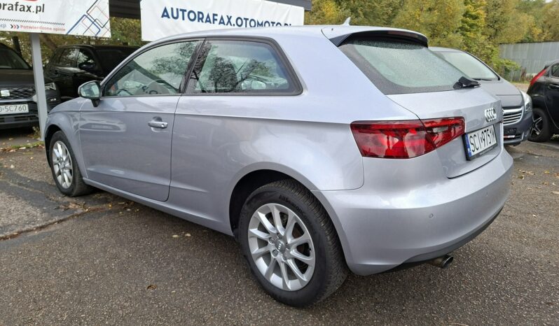 Audi A3 3-drzwiowe Klimatronic 2-stref, Podgrz. fotele, Navi, PDC, Bi-Xenon, Hak 8V (2012-) full