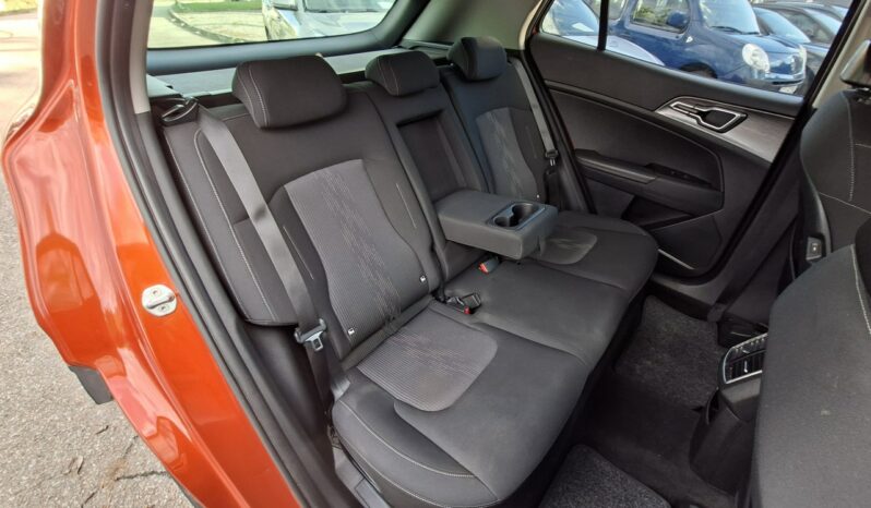 Kia Sportage Klimatronic 2-stref, Podgrz. fotele przód i tył + kierownica, Navi V (2021-) full