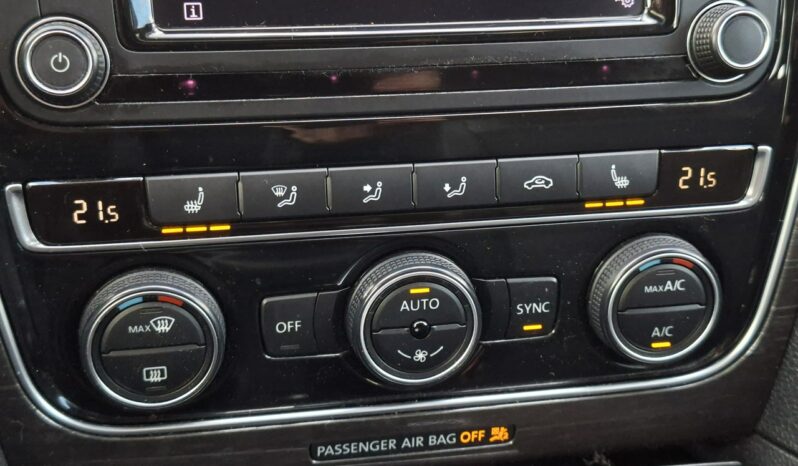 Volkswagen Passat Klimatronic 2-stref, Skóra, Podgrz. fotele, CarPlay/AndroidAuto B8 (2014-2023) full