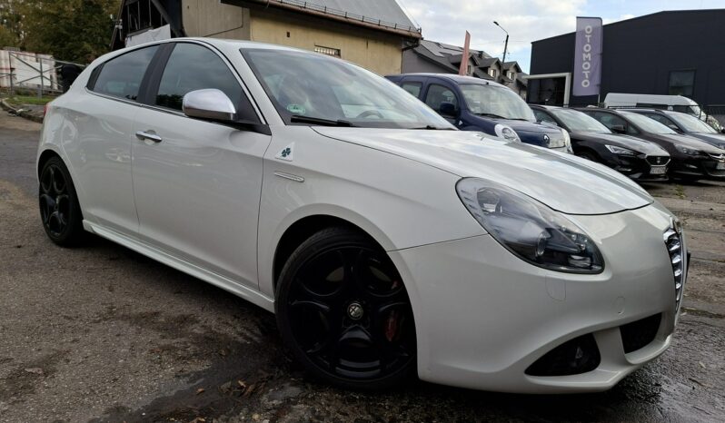 Alfa Romeo Giulietta Quadrifoglio Verde, Klimatronic, DNA, Bi-Xenon, PDC, 2 kpl. kół, BOSE full