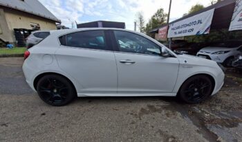 Alfa Romeo Giulietta Quadrifoglio Verde, Klimatronic, DNA, Bi-Xenon, PDC, 2 kpl. kół, BOSE full