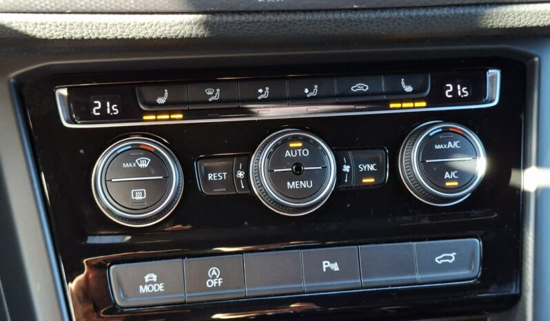 Volkswagen Touran Klimatronic 3-stref, 7 osobowy, Podgrz. fotele, CarPlay/AndroidAuto III (2015-) full
