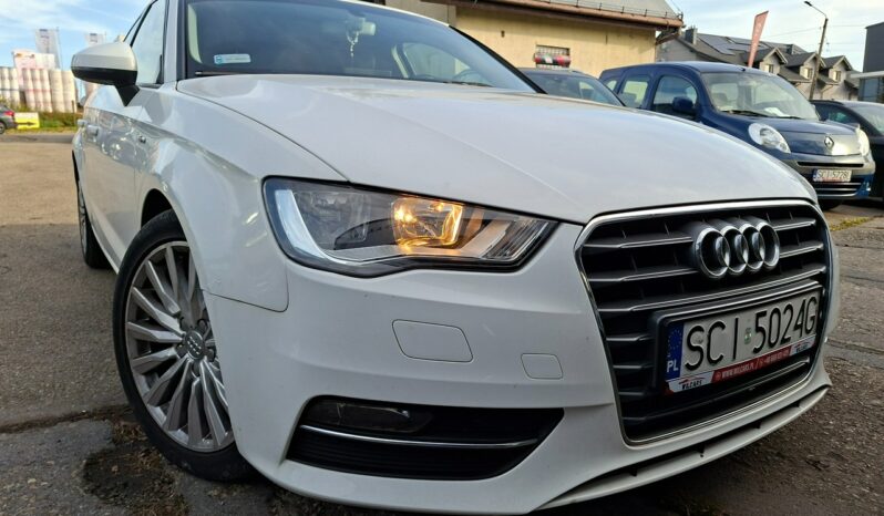 Audi A3 Sportback Klimatronic 2-stref, Podgrz. fotele, Nawigacja, 2 kpl. kół 8V (2012-) full