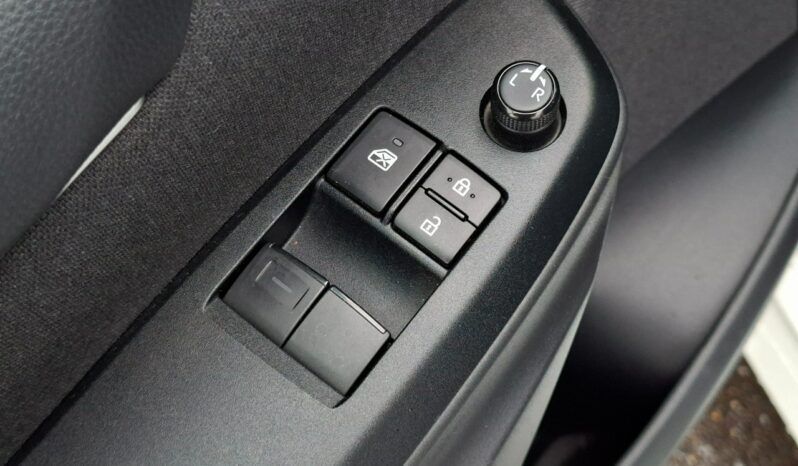 Toyota Yaris Hybryda, Klimatronic, Nawigacja, Kamera cofania IV (2020-) full