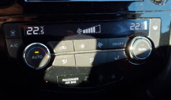 Nissan Qashqai Klimatronic 2-stref, Podgrz. fotele, PDC 2x, Navi, Kamera cofania II (2013-2021) full
