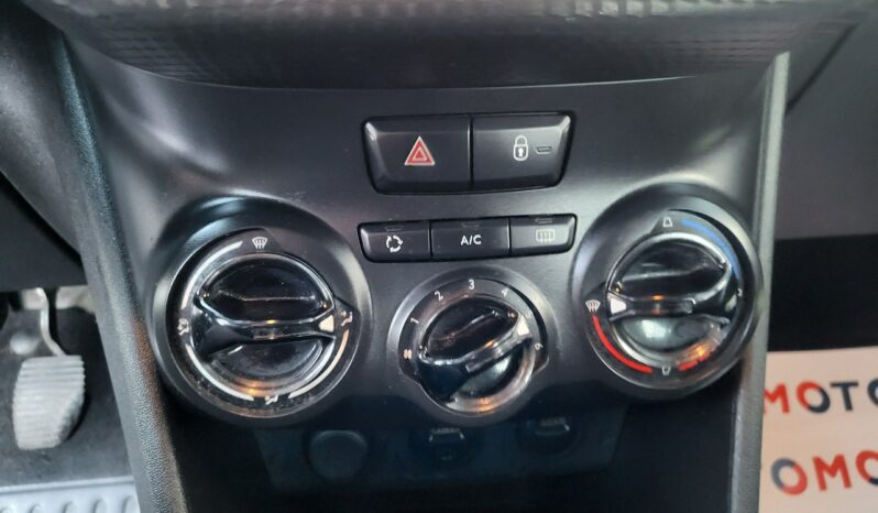 Peugeot 2008 1.2 82 KM Serwis ASO TUV Do Końca 127 Tyś km Gwarancja Zapraszamy !! I (2013-2019) full