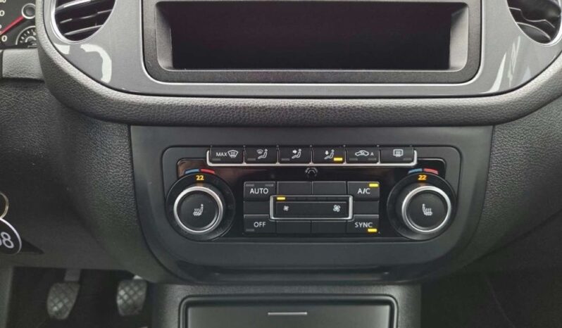 Volkswagen Tiguan full