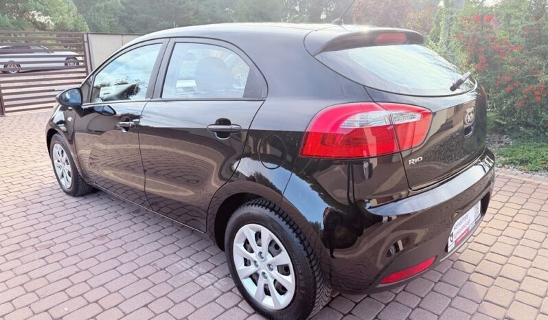 Kia Rio ver-1-25-trend full