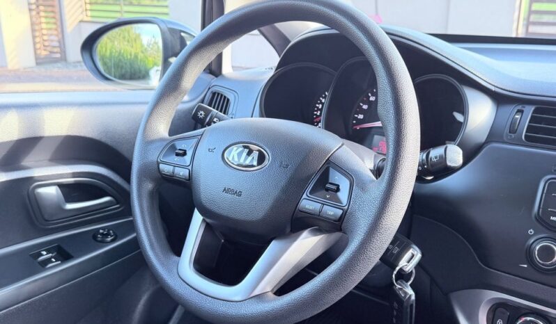 Kia Rio ver-1-25-trend full