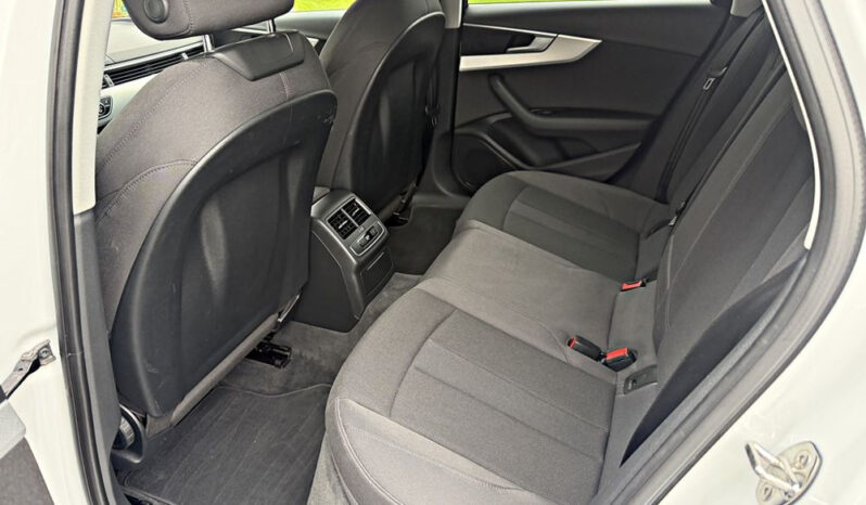 Audi A4 Avant 2.0 TFSI ultra sport full