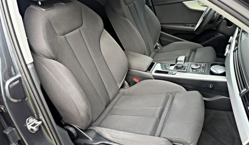 Audi A4 Avant 2.0 TDI S tronic sport full